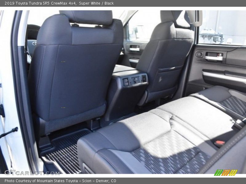 Super White / Black 2019 Toyota Tundra SR5 CrewMax 4x4