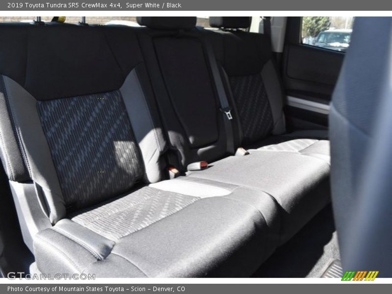 Super White / Black 2019 Toyota Tundra SR5 CrewMax 4x4