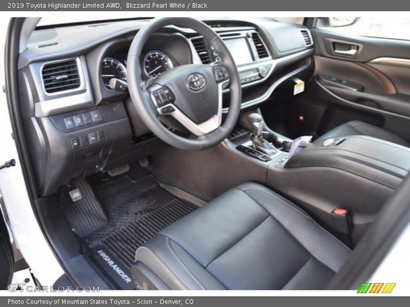 Blizzard Pearl White / Black 2019 Toyota Highlander Limited AWD