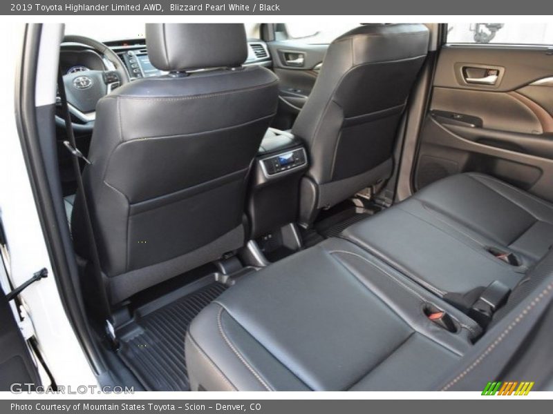 Blizzard Pearl White / Black 2019 Toyota Highlander Limited AWD