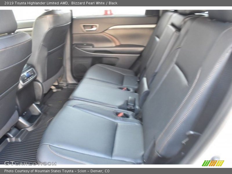 Blizzard Pearl White / Black 2019 Toyota Highlander Limited AWD