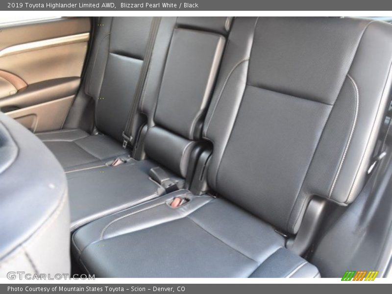 Blizzard Pearl White / Black 2019 Toyota Highlander Limited AWD