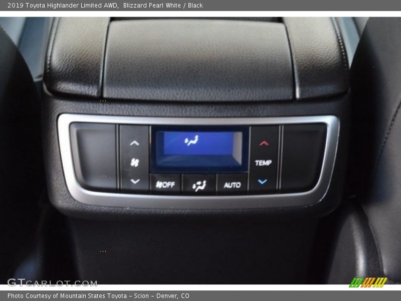 Blizzard Pearl White / Black 2019 Toyota Highlander Limited AWD