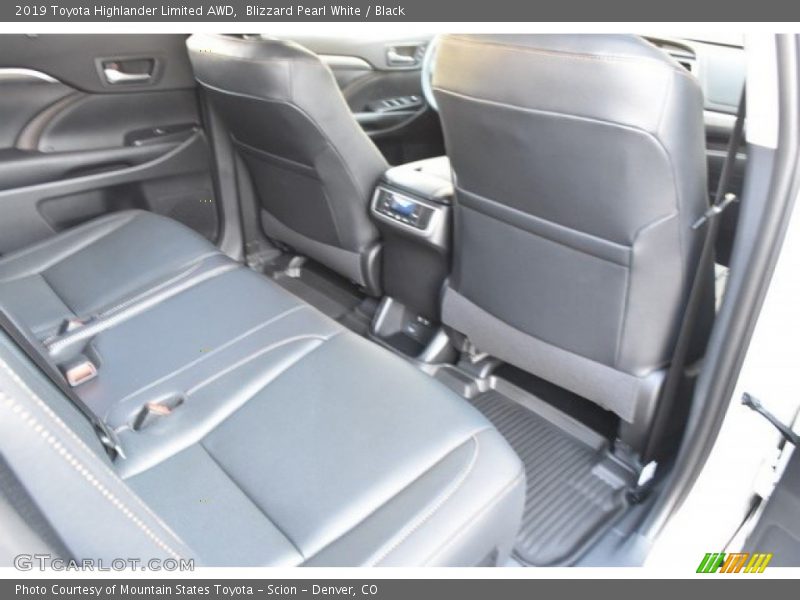 Blizzard Pearl White / Black 2019 Toyota Highlander Limited AWD