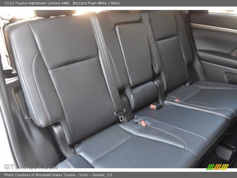Blizzard Pearl White / Black 2019 Toyota Highlander Limited AWD