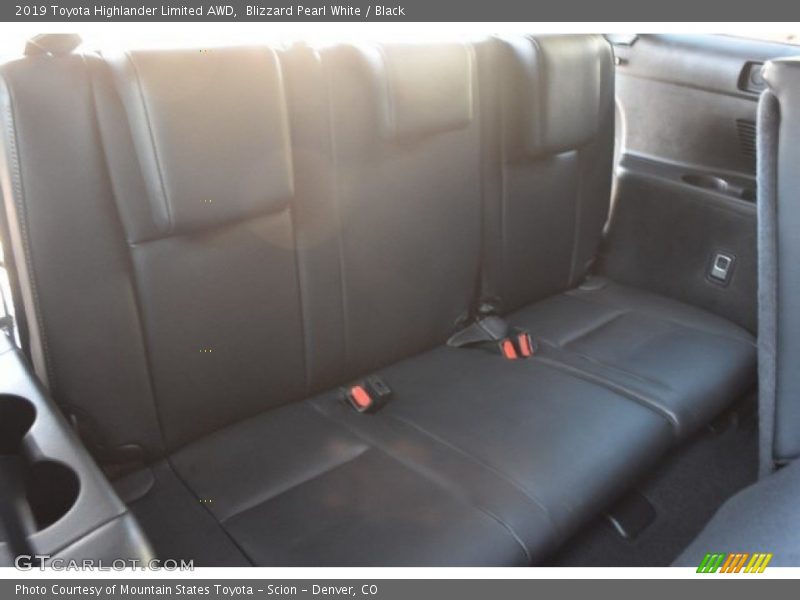 Blizzard Pearl White / Black 2019 Toyota Highlander Limited AWD
