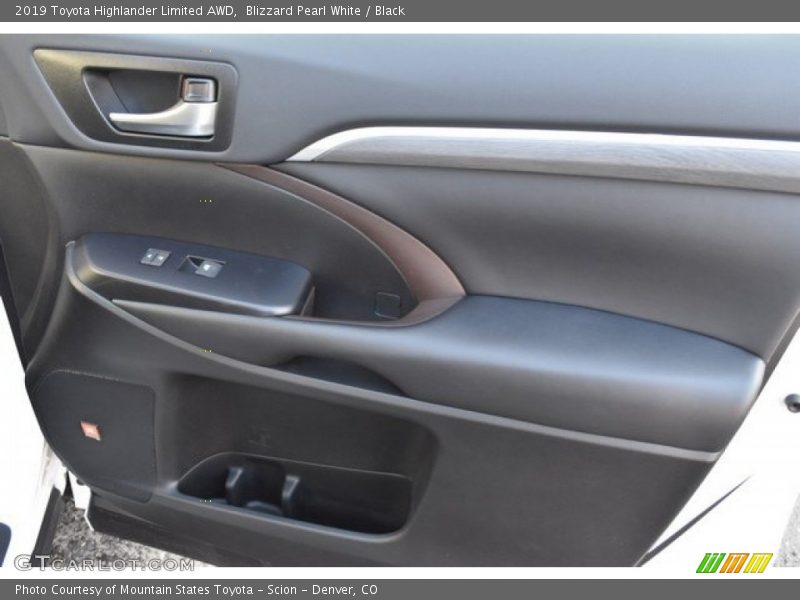 Blizzard Pearl White / Black 2019 Toyota Highlander Limited AWD
