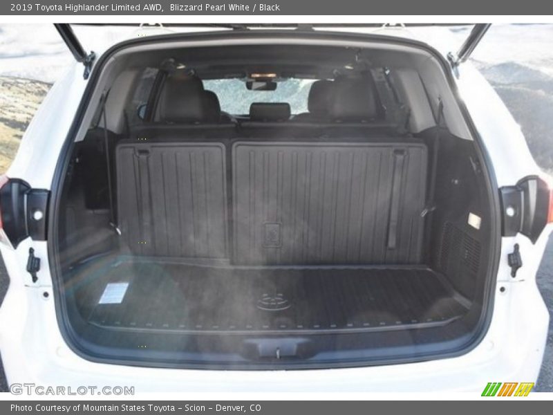 Blizzard Pearl White / Black 2019 Toyota Highlander Limited AWD