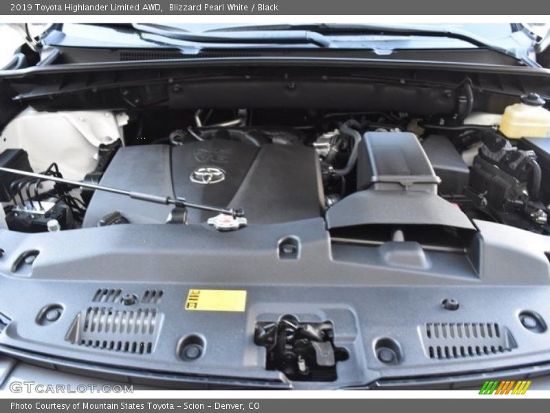 Blizzard Pearl White / Black 2019 Toyota Highlander Limited AWD
