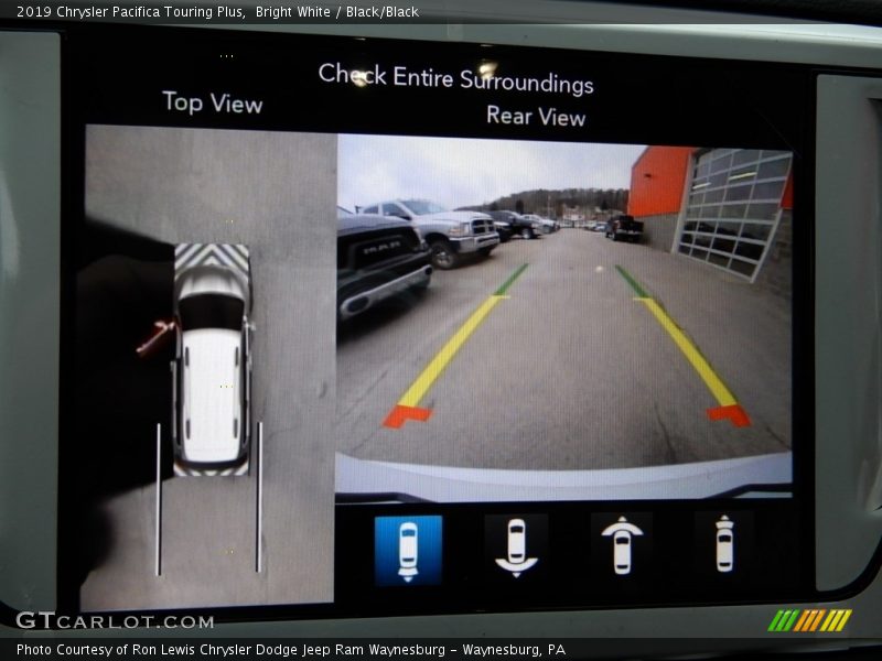 Bright White / Black/Black 2019 Chrysler Pacifica Touring Plus