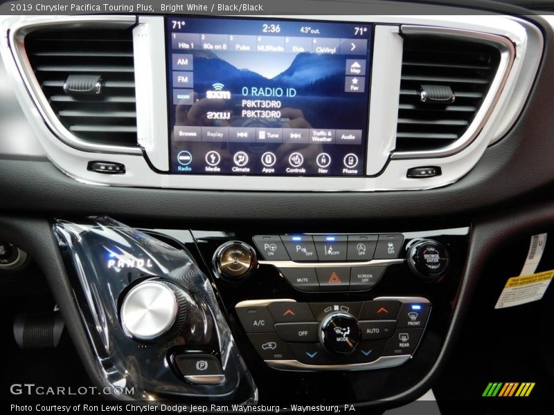 Bright White / Black/Black 2019 Chrysler Pacifica Touring Plus