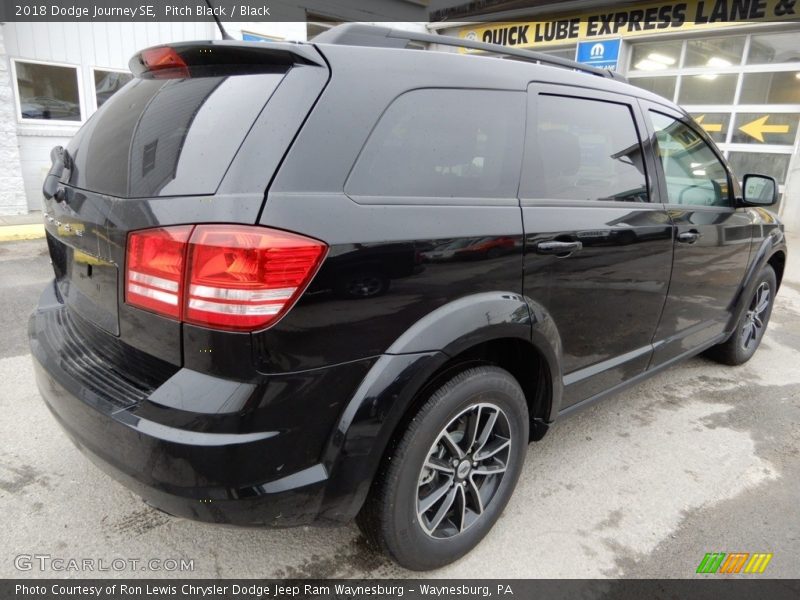 Pitch Black / Black 2018 Dodge Journey SE