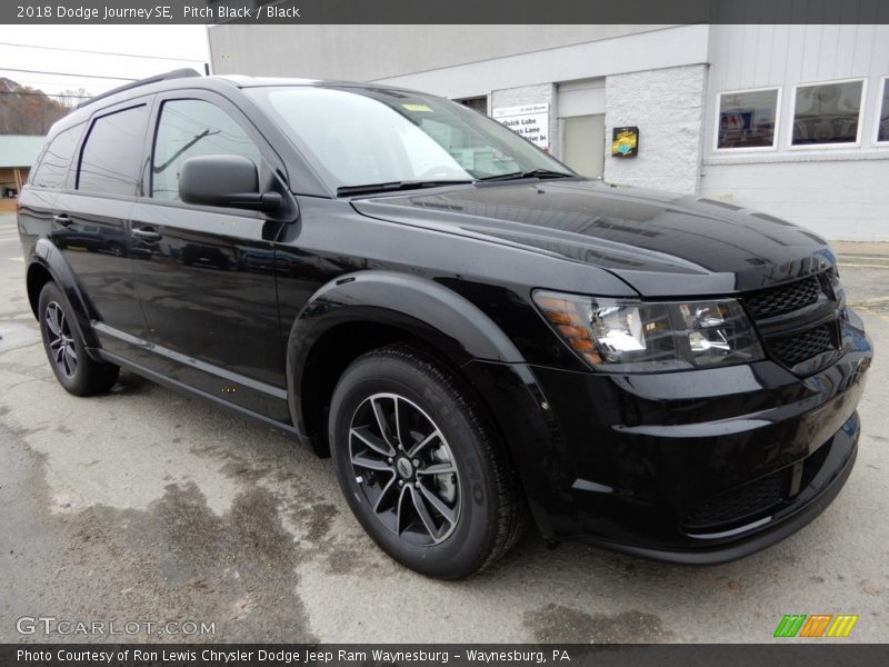Pitch Black / Black 2018 Dodge Journey SE
