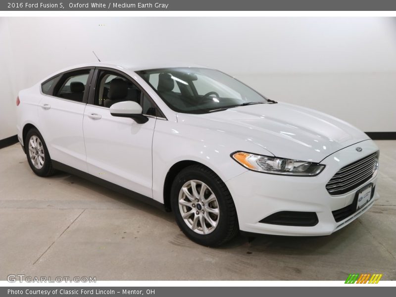 Oxford White / Medium Earth Gray 2016 Ford Fusion S
