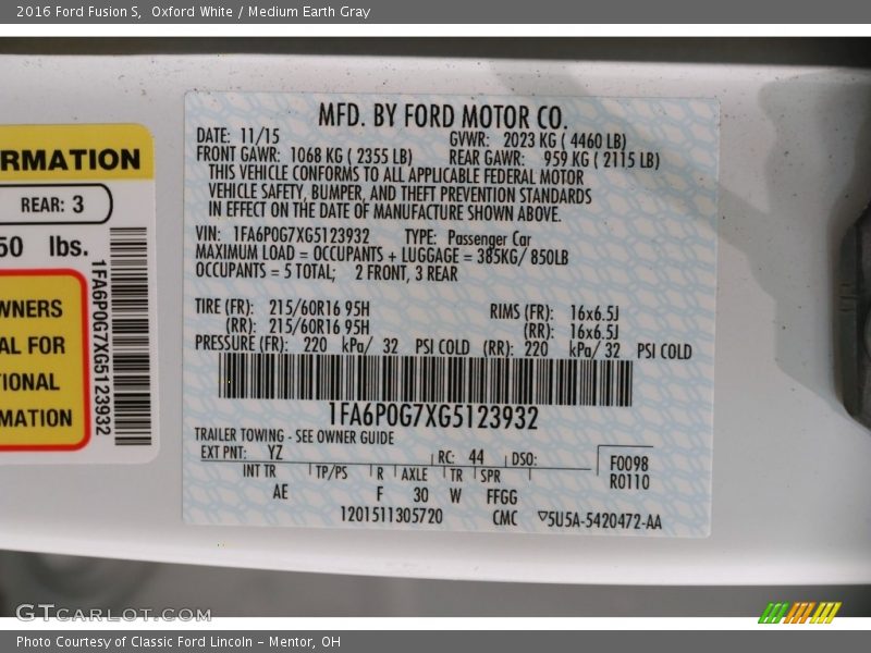 Oxford White / Medium Earth Gray 2016 Ford Fusion S