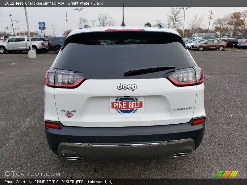 Bright White / Black 2019 Jeep Cherokee Limited 4x4