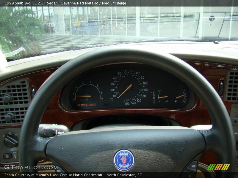 Cayenne Red Metallic / Medium Beige 1999 Saab 9-5 SE 2.3T Sedan