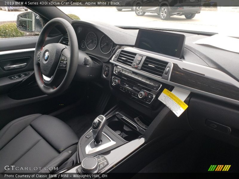 Dashboard of 2019 4 Series 430i xDrive Gran Coupe