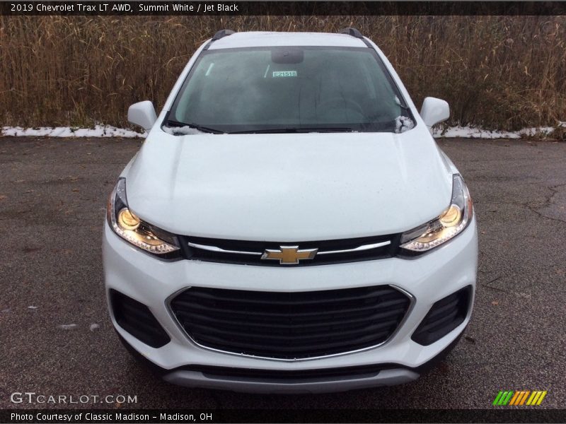 Summit White / Jet Black 2019 Chevrolet Trax LT AWD