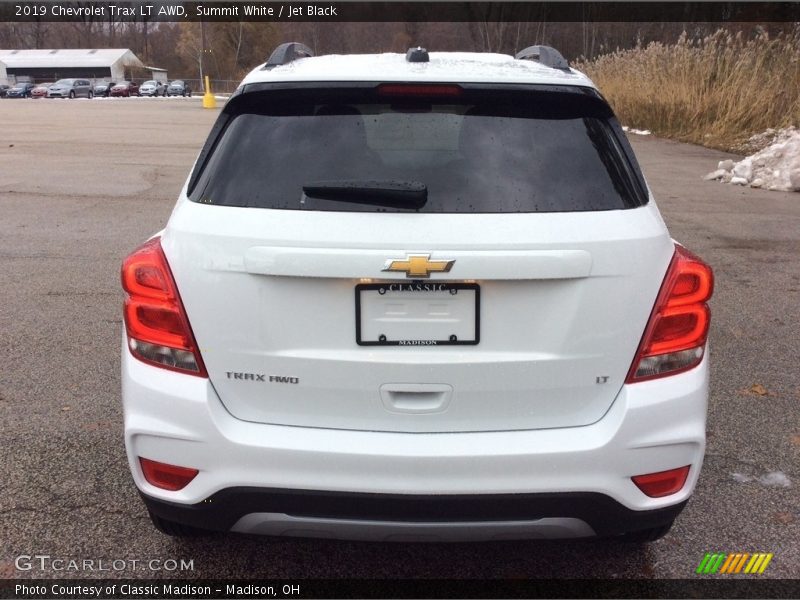 Summit White / Jet Black 2019 Chevrolet Trax LT AWD