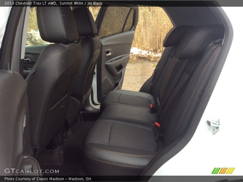 Summit White / Jet Black 2019 Chevrolet Trax LT AWD