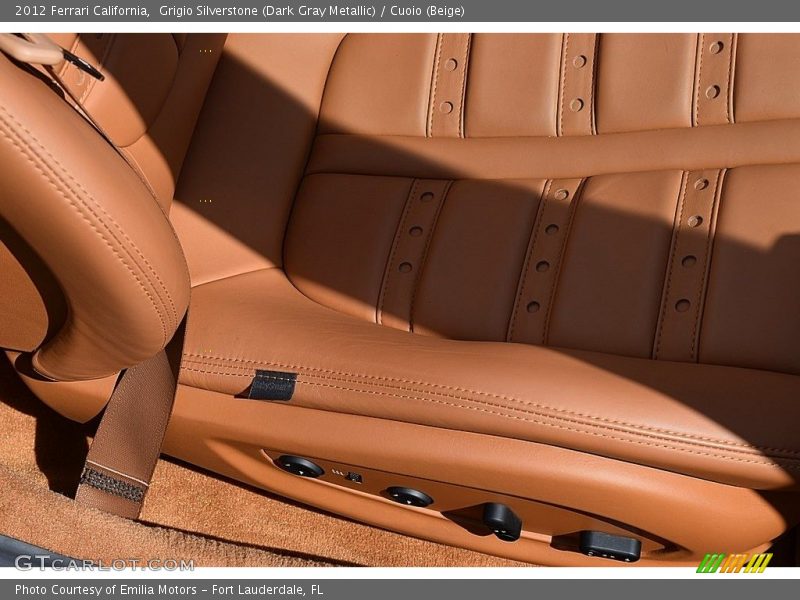 Grigio Silverstone (Dark Gray Metallic) / Cuoio (Beige) 2012 Ferrari California