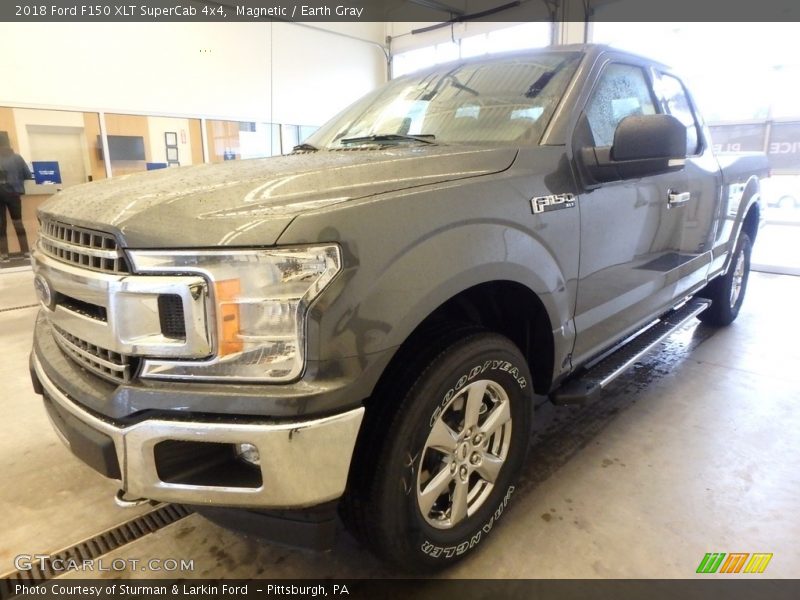 Magnetic / Earth Gray 2018 Ford F150 XLT SuperCab 4x4