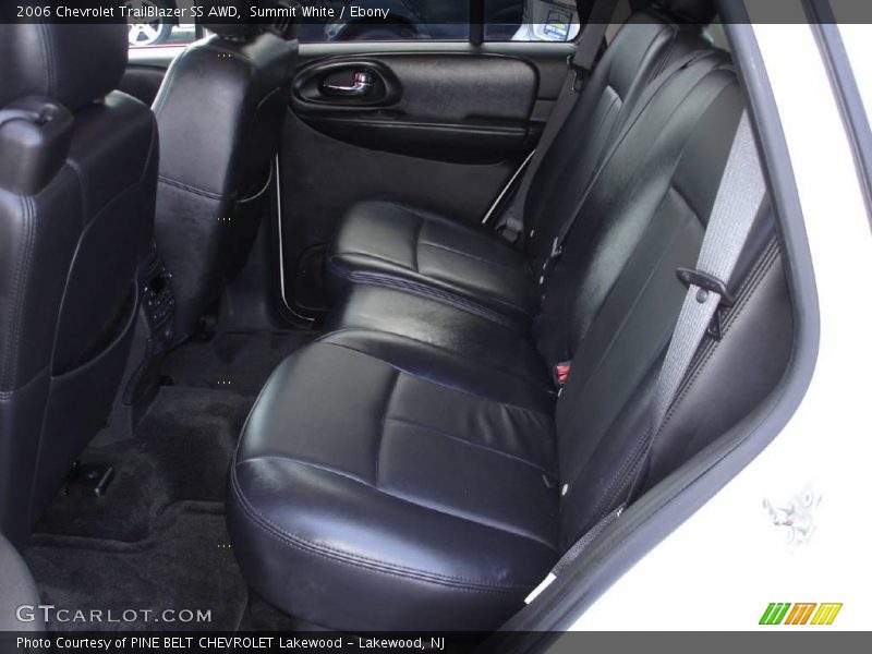 Summit White / Ebony 2006 Chevrolet TrailBlazer SS AWD