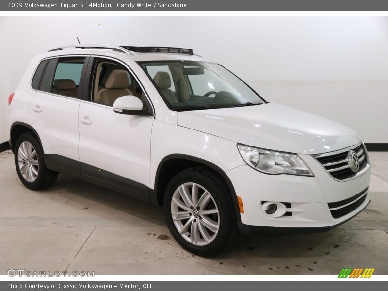 Candy White / Sandstone 2009 Volkswagen Tiguan SE 4Motion