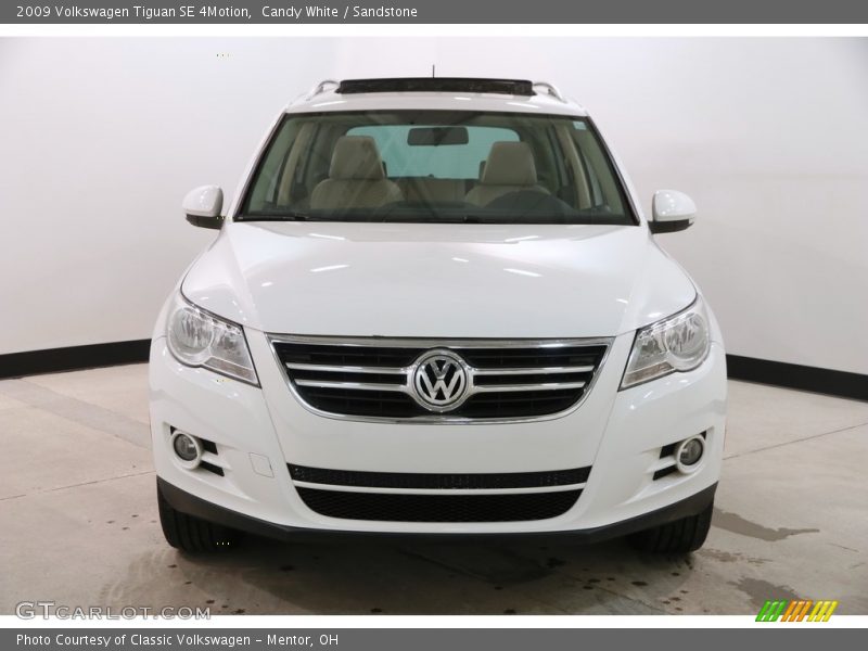 Candy White / Sandstone 2009 Volkswagen Tiguan SE 4Motion