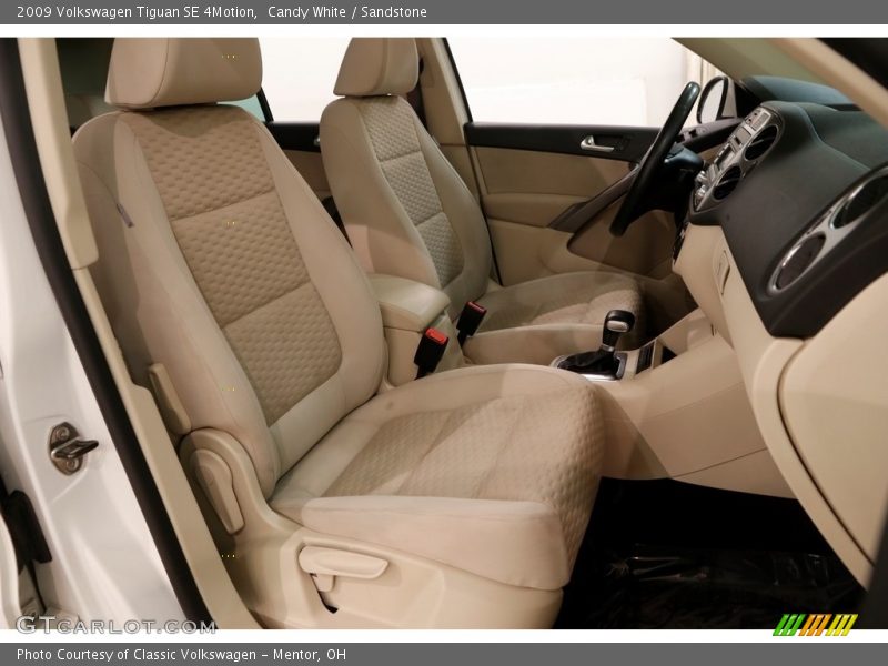 Candy White / Sandstone 2009 Volkswagen Tiguan SE 4Motion