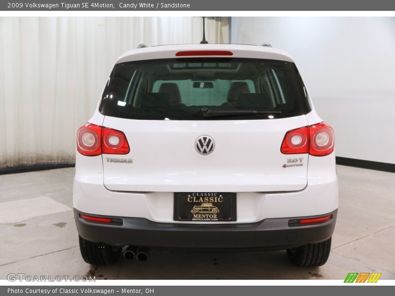 Candy White / Sandstone 2009 Volkswagen Tiguan SE 4Motion