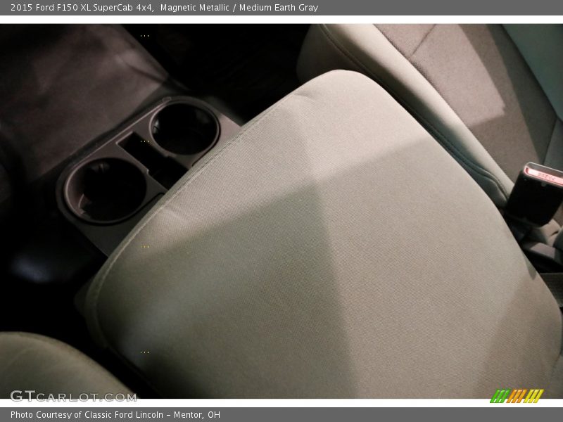 Magnetic Metallic / Medium Earth Gray 2015 Ford F150 XL SuperCab 4x4