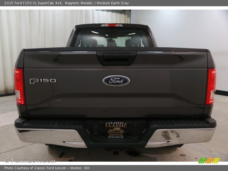 Magnetic Metallic / Medium Earth Gray 2015 Ford F150 XL SuperCab 4x4