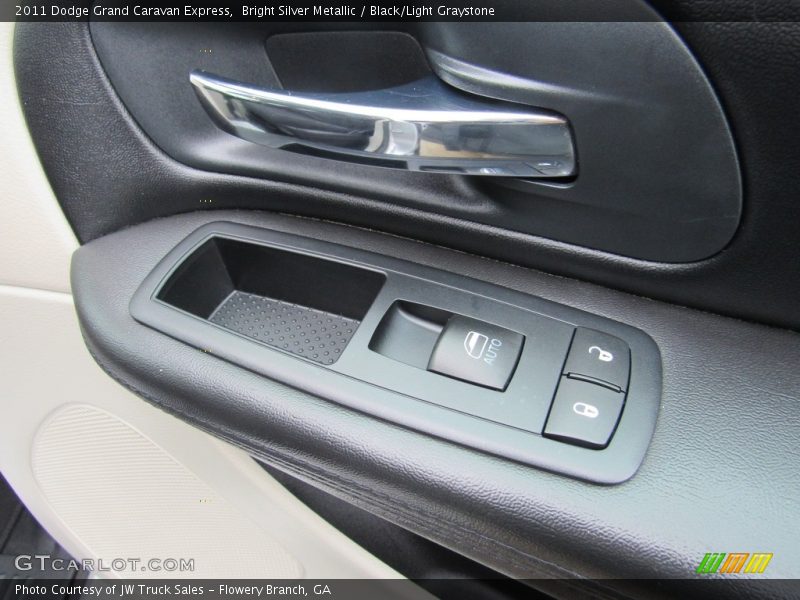 Bright Silver Metallic / Black/Light Graystone 2011 Dodge Grand Caravan Express