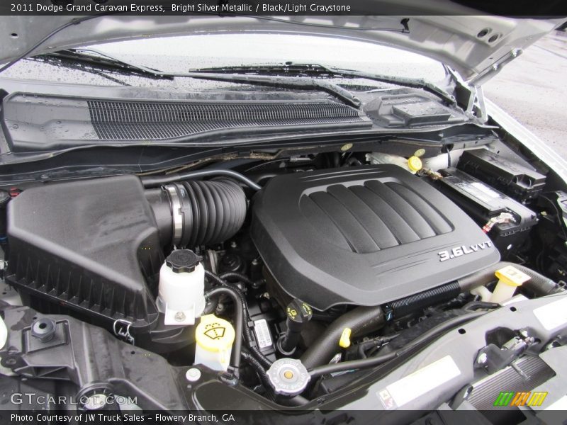 Bright Silver Metallic / Black/Light Graystone 2011 Dodge Grand Caravan Express