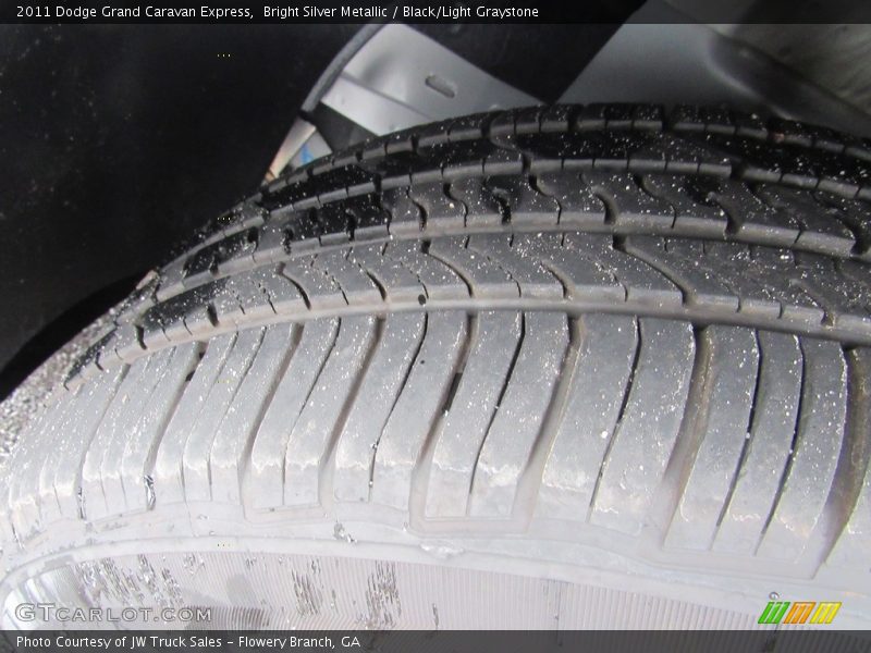 Bright Silver Metallic / Black/Light Graystone 2011 Dodge Grand Caravan Express