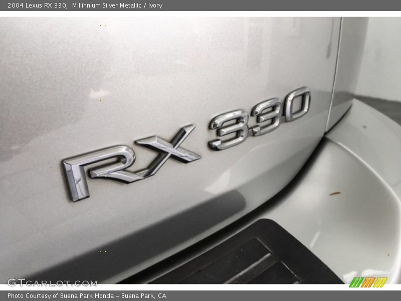 Millinnium Silver Metallic / Ivory 2004 Lexus RX 330