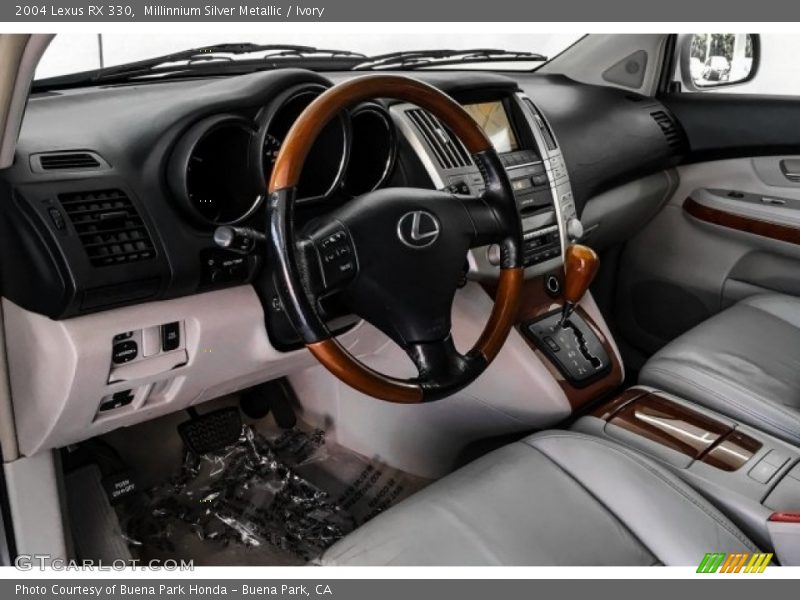 Millinnium Silver Metallic / Ivory 2004 Lexus RX 330