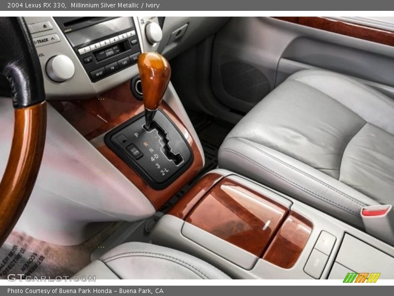 Millinnium Silver Metallic / Ivory 2004 Lexus RX 330