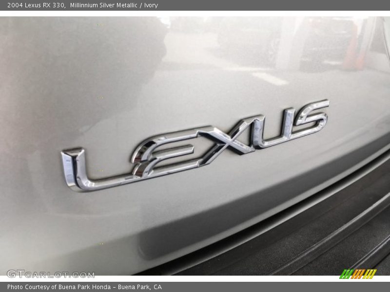 Millinnium Silver Metallic / Ivory 2004 Lexus RX 330