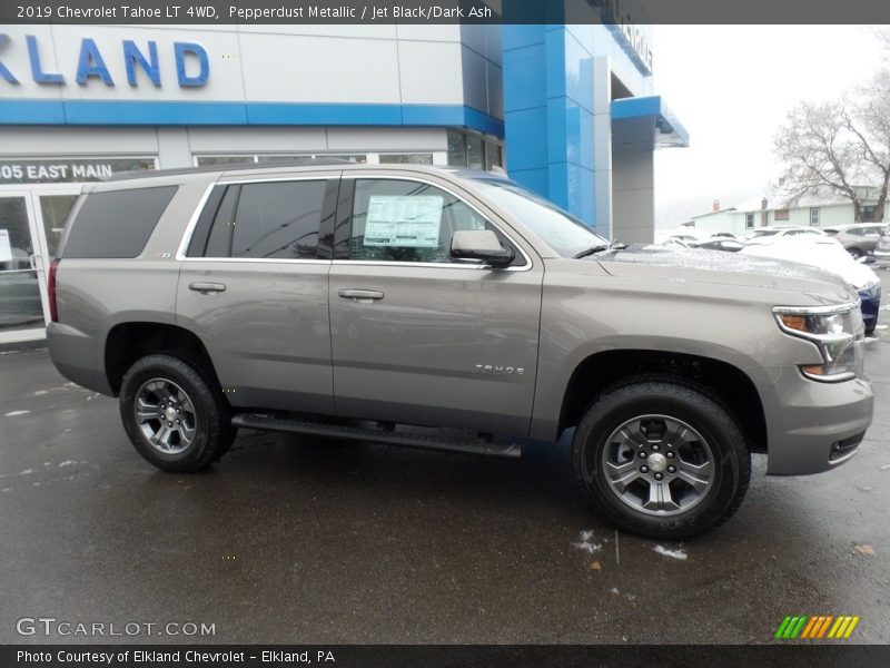 Pepperdust Metallic / Jet Black/Dark Ash 2019 Chevrolet Tahoe LT 4WD