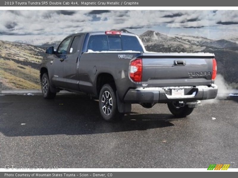 Magnetic Gray Metallic / Graphite 2019 Toyota Tundra SR5 Double Cab 4x4