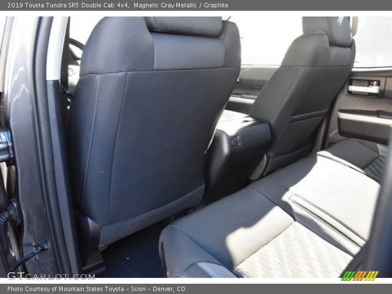 Magnetic Gray Metallic / Graphite 2019 Toyota Tundra SR5 Double Cab 4x4