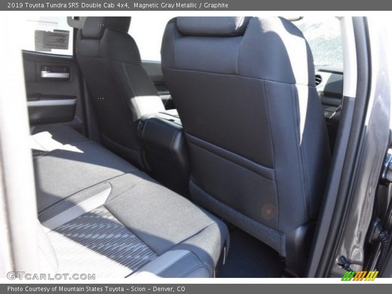 Magnetic Gray Metallic / Graphite 2019 Toyota Tundra SR5 Double Cab 4x4