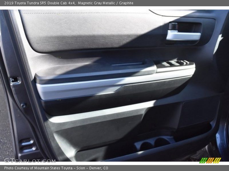 Magnetic Gray Metallic / Graphite 2019 Toyota Tundra SR5 Double Cab 4x4