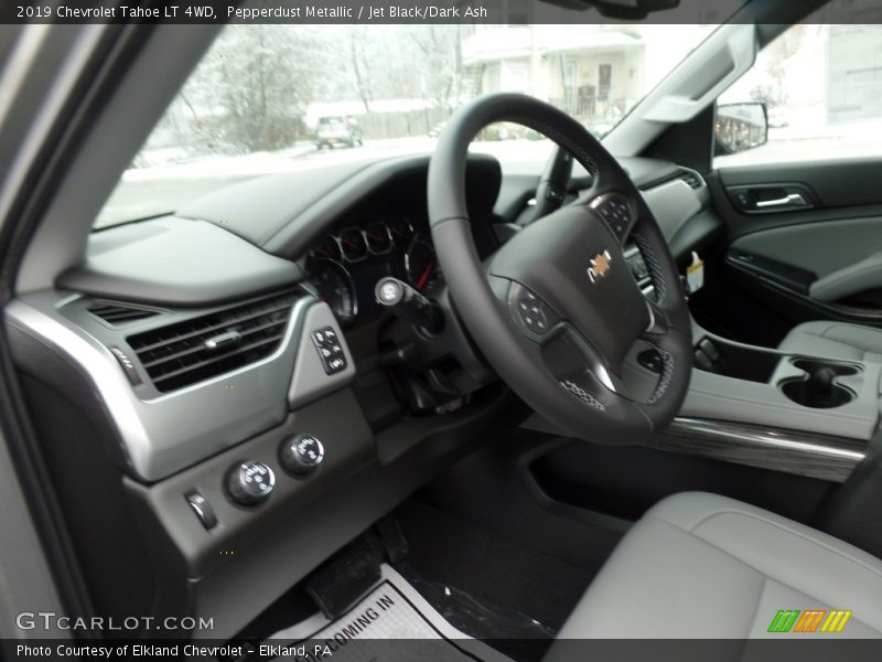 Pepperdust Metallic / Jet Black/Dark Ash 2019 Chevrolet Tahoe LT 4WD