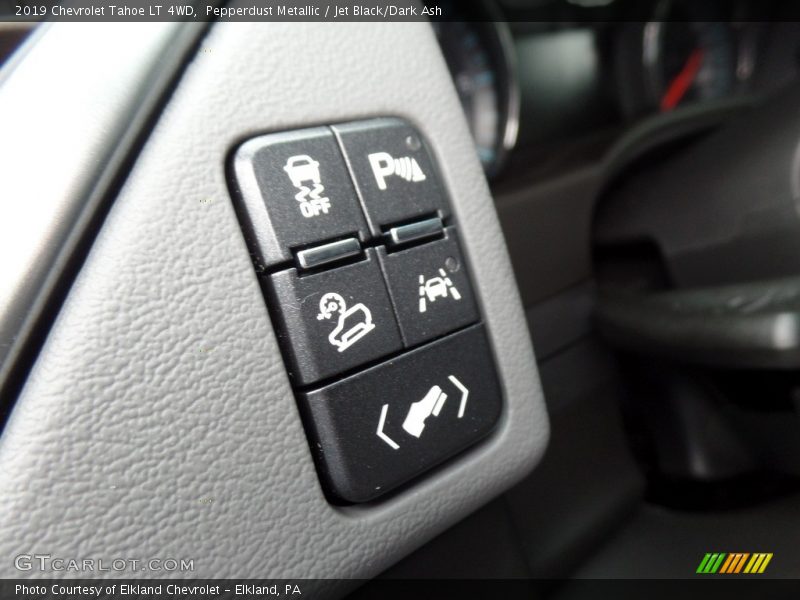 Pepperdust Metallic / Jet Black/Dark Ash 2019 Chevrolet Tahoe LT 4WD