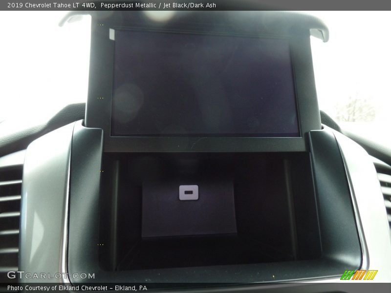 Pepperdust Metallic / Jet Black/Dark Ash 2019 Chevrolet Tahoe LT 4WD
