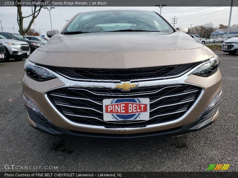 Sandy Ridge Metallic / Jet Black 2019 Chevrolet Malibu LT